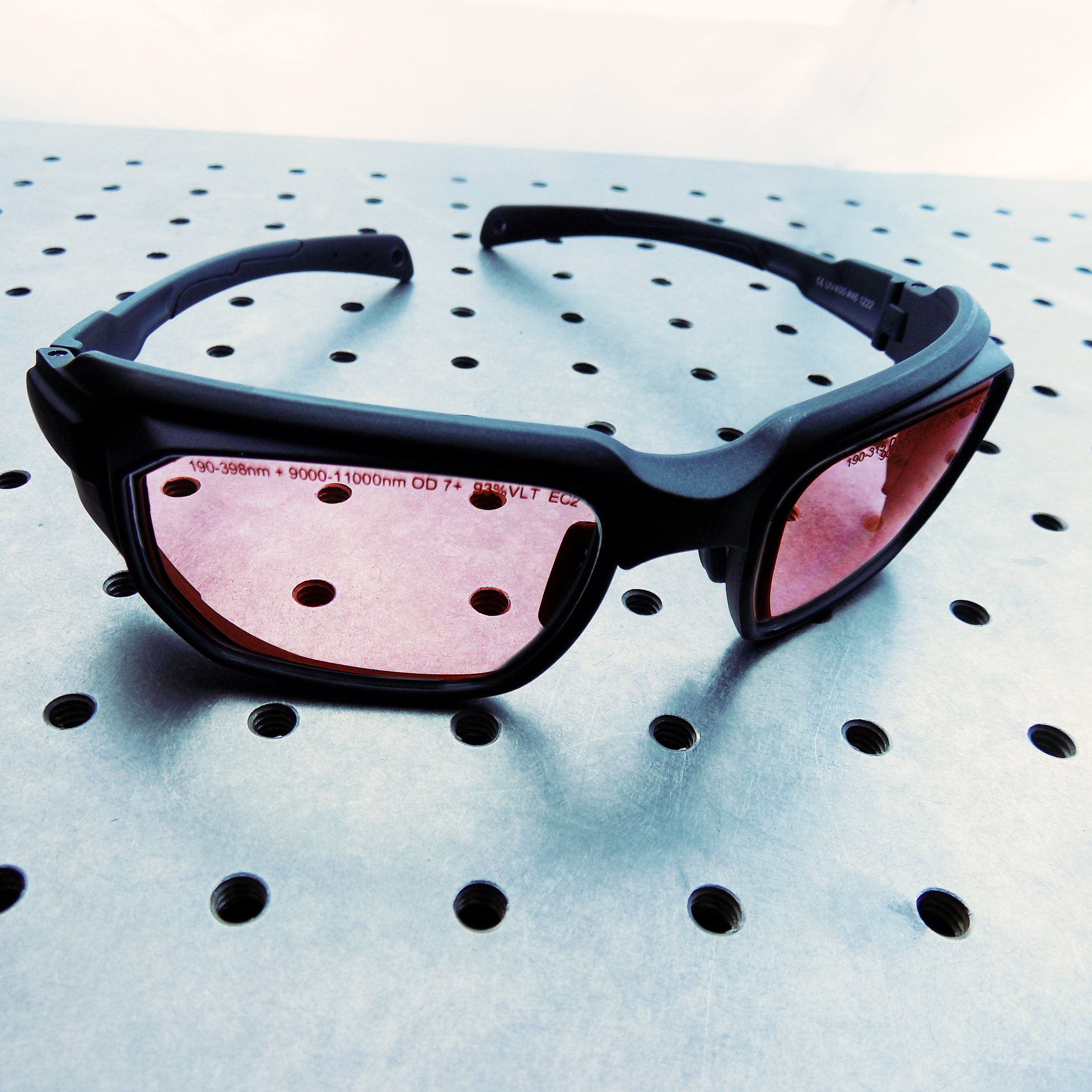 DBD Filter Wrap-Around Laser Safety Eyewear Wrap-Around DBD Filter Safety Eyewear