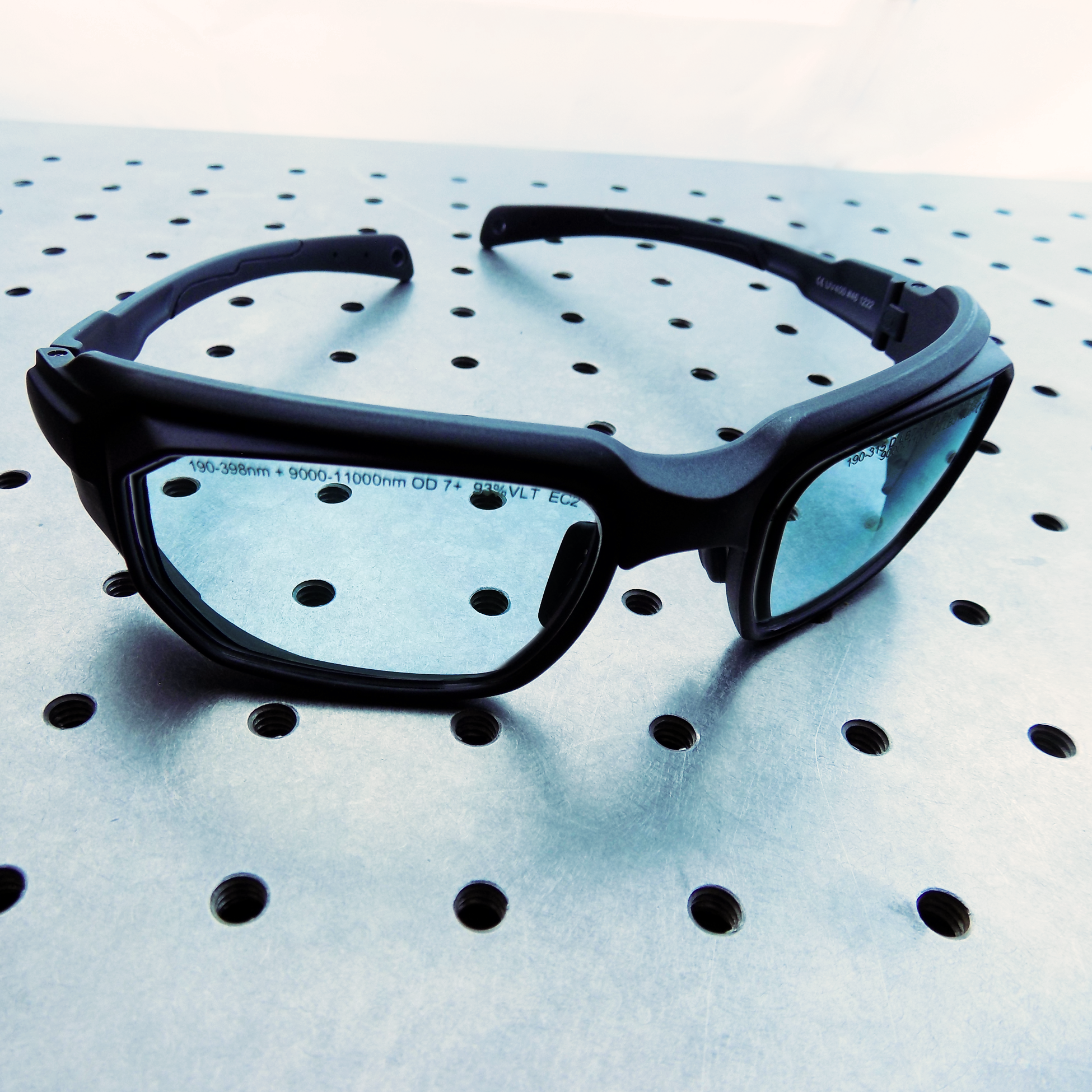 VA1 Filter Wrap-Around Laser Safety Eyewear Wrap-Around VA1 Filter Safety Eyewear