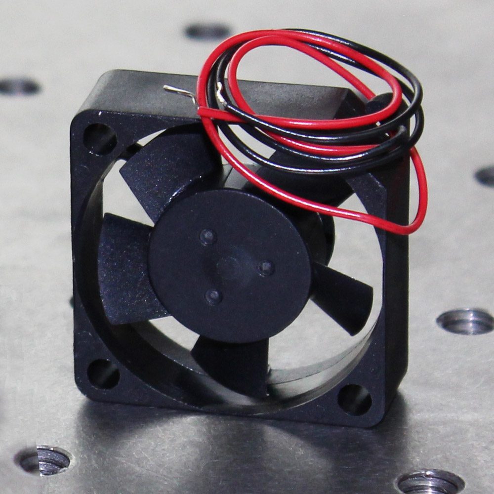 WXC303 +5 V Fan